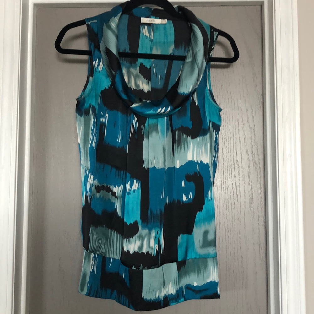 Sleeveless Cowl neck blouse Sz 2